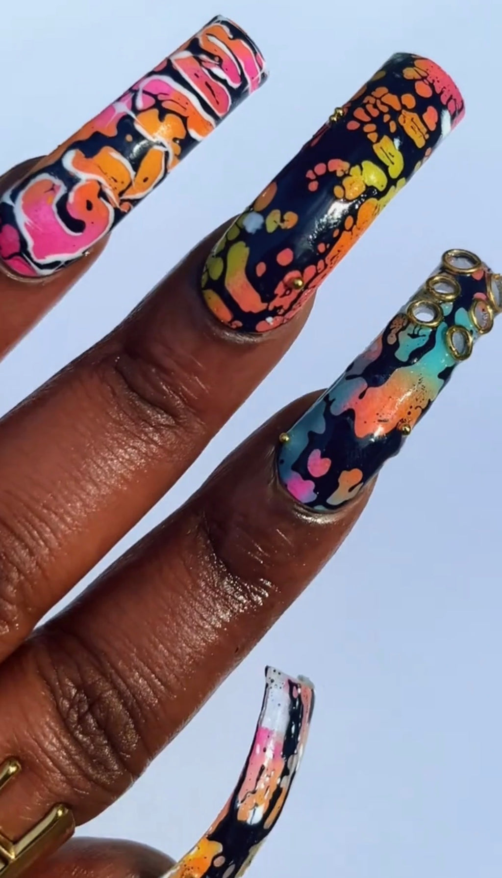 Custom Graffiti Nail Set