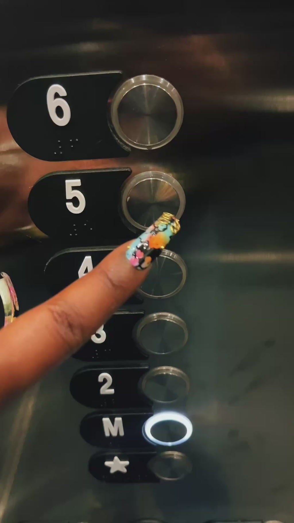 Custom Graffiti Nail Set