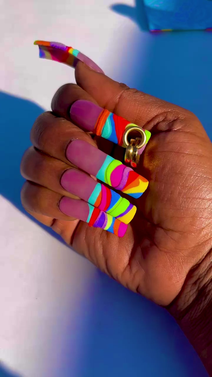 Stripe Me Down Nail Set